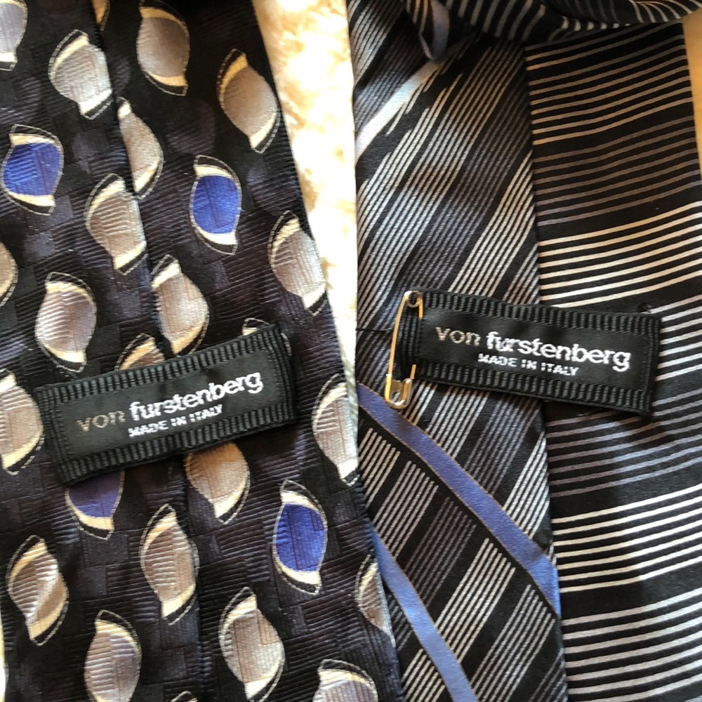 Von Furstenberg- tie bundle - Picture 2 of 2